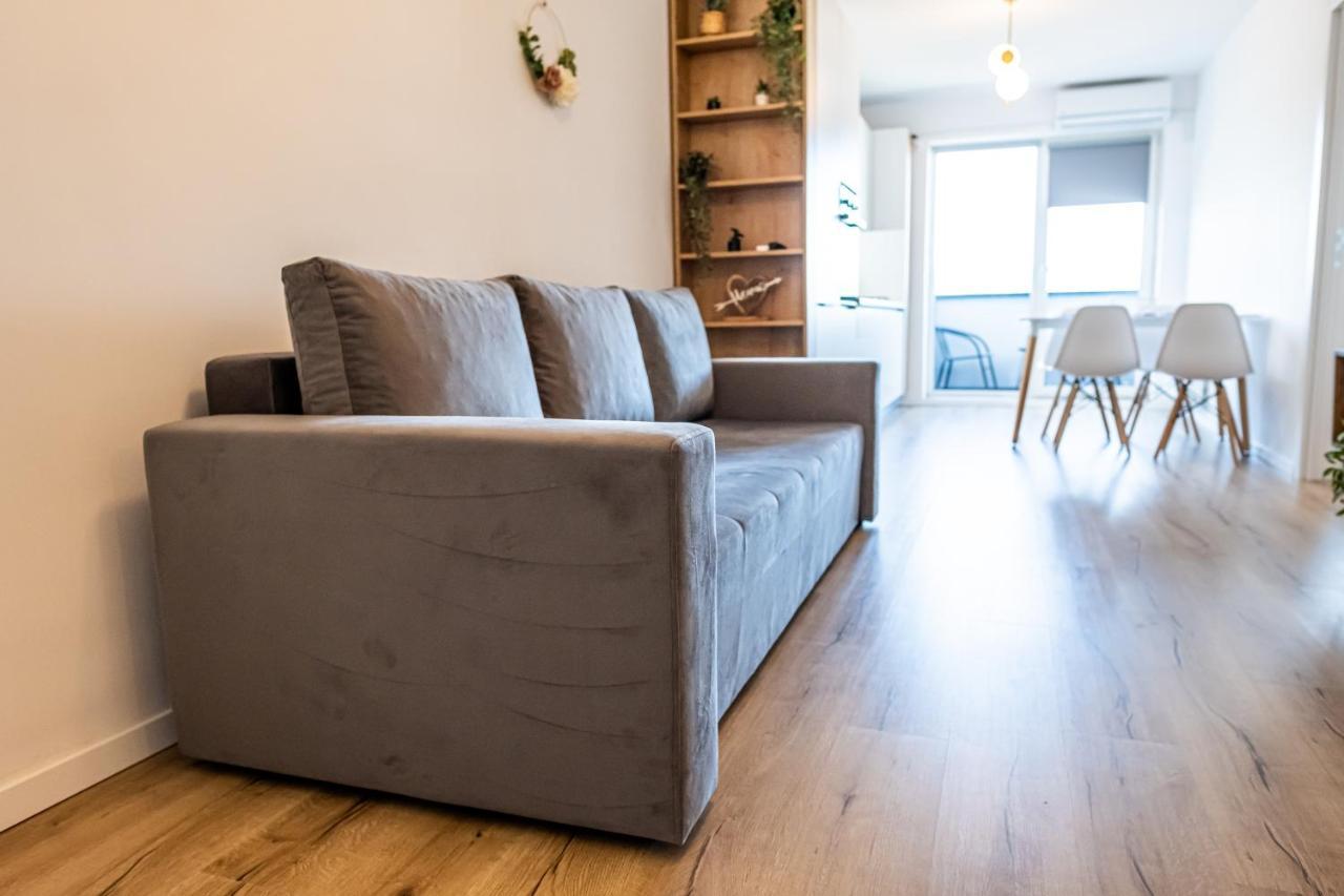 Majo Aparthotel Cluj-Napoca Exteriör bild